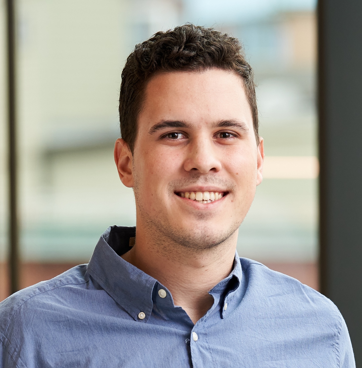 Headshot of Anton Generalov